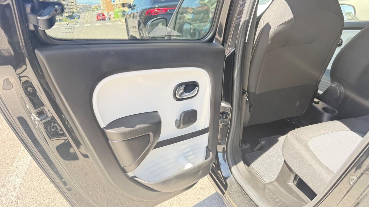 Renault Twingo LIMITEED C.AUTOMATICATO LED PDC BLUETOOTH CERCHI 16 SEDILI RISCALDATI