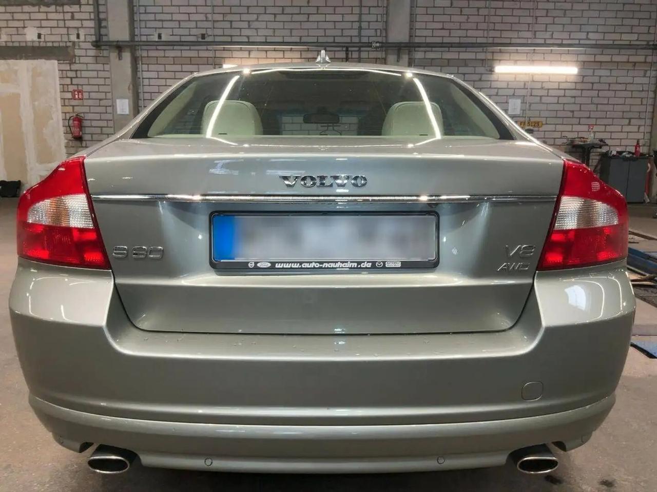 Volvo S80 4.4 V8 aut. AWD Summum