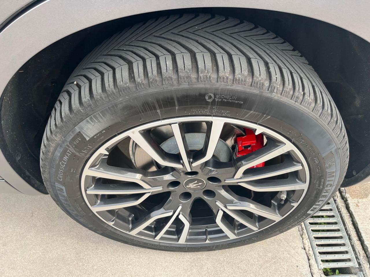 Maserati Grecale MHEV 300 CV AWD GT