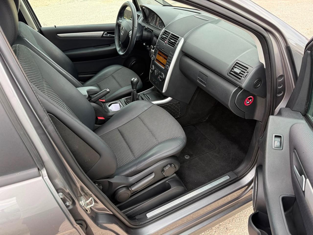 Mercedes-benz A 180 Classe be Premium BLUE EFFICIENCY