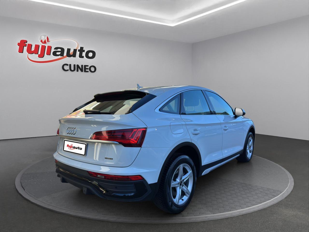 Audi Q5 Sportback 40 2.0 tdi mhev 12V Business
