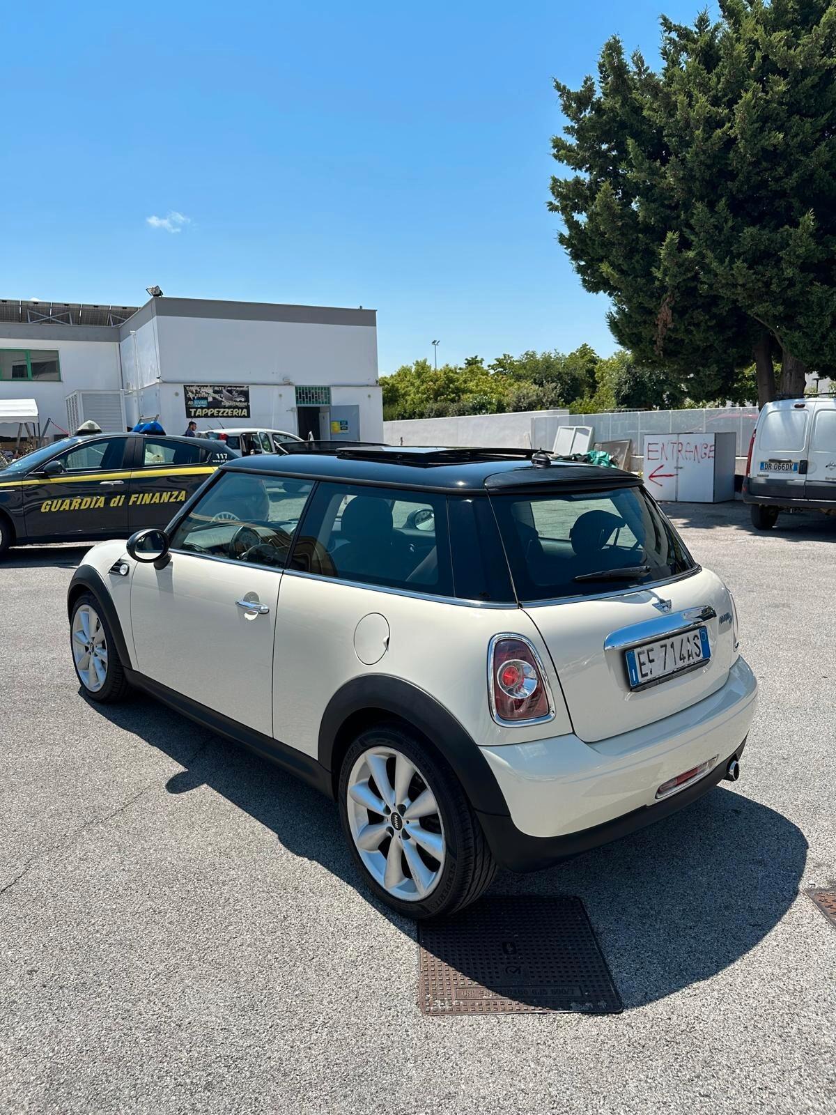 Mini 1.6 16V Cooper D