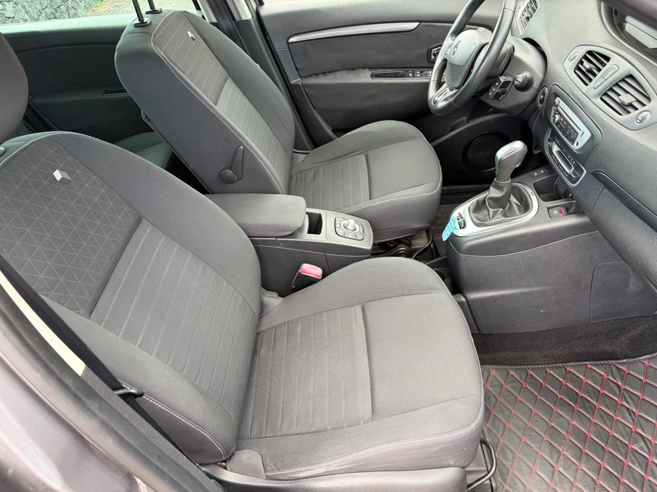Renault Scenic Scénic 1.5 dCi 110CV EDC Limited