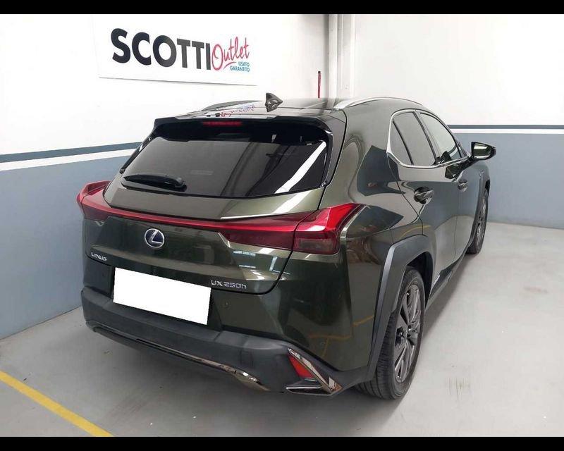 Lexus UX Hybrid 4WD F Sport