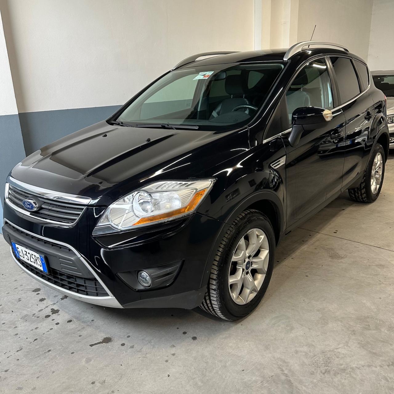 Ford Kuga Kuga+ 2.0 TDCi 140 CV 2WD DPF