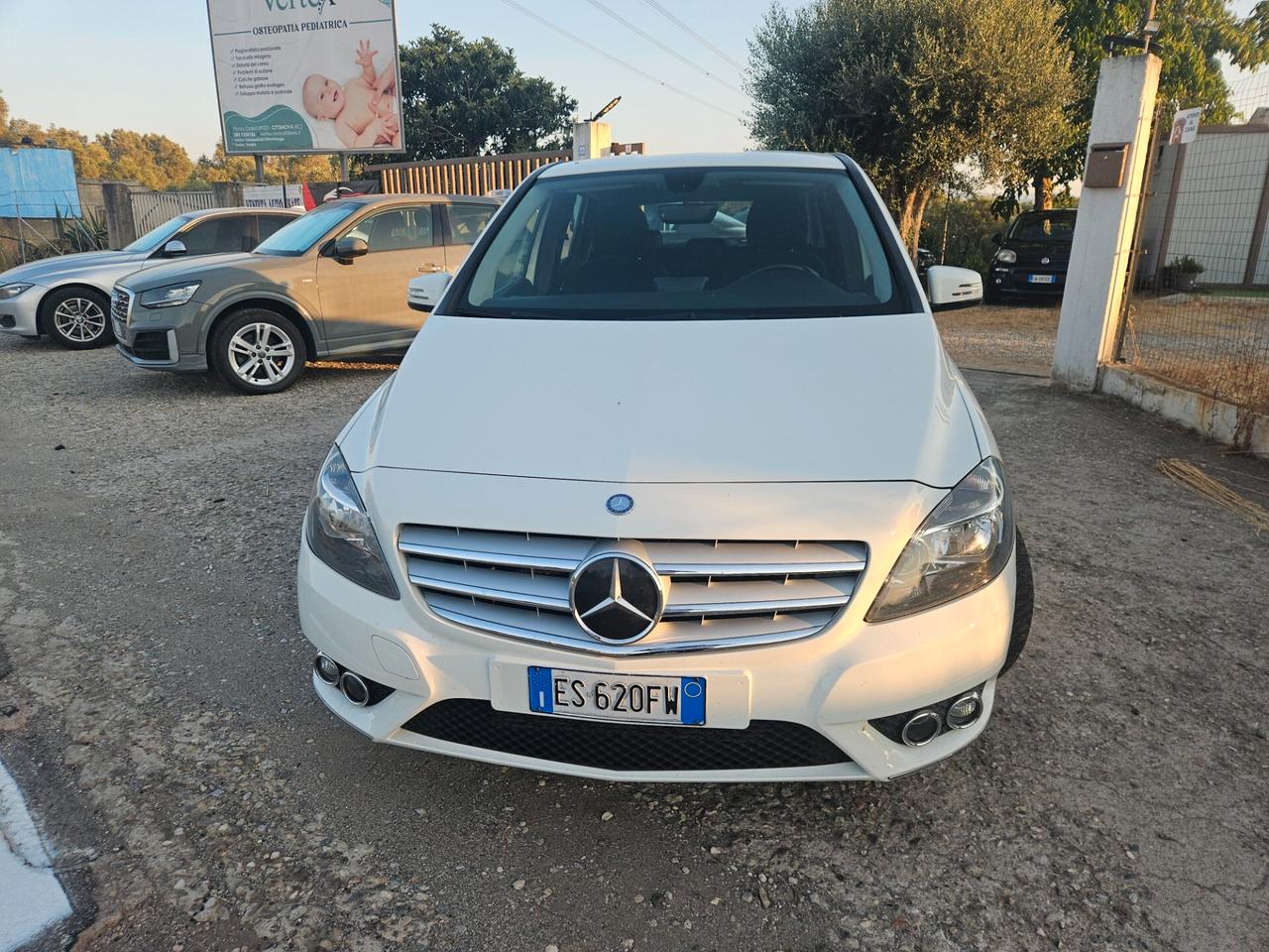 Mercedes-benz B 180 B 180 CDI Automatic Premium