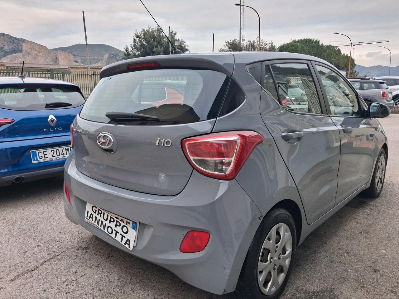 Hyundai i10 1.0 GPL MOTORE NUVO CON REGOLARE FATTURA LEGGI DESCRIZIONE