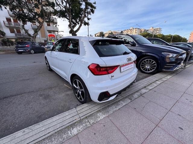 Audi A1 SPB 40 TFSI S tronic Identity Black