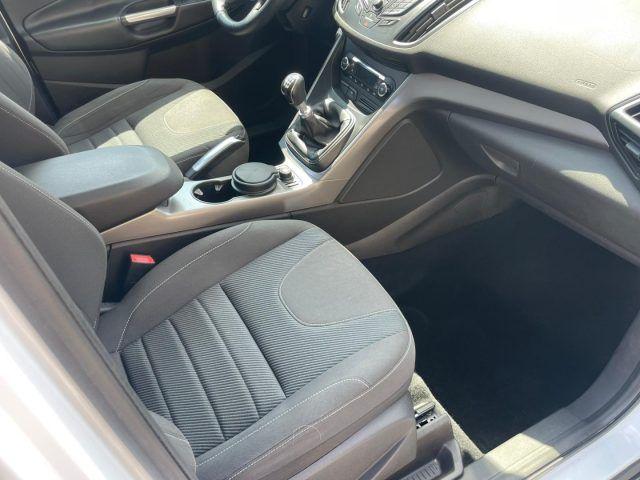 FORD Kuga 2.0 TDCi 140 CV 2WD Titanium DPF