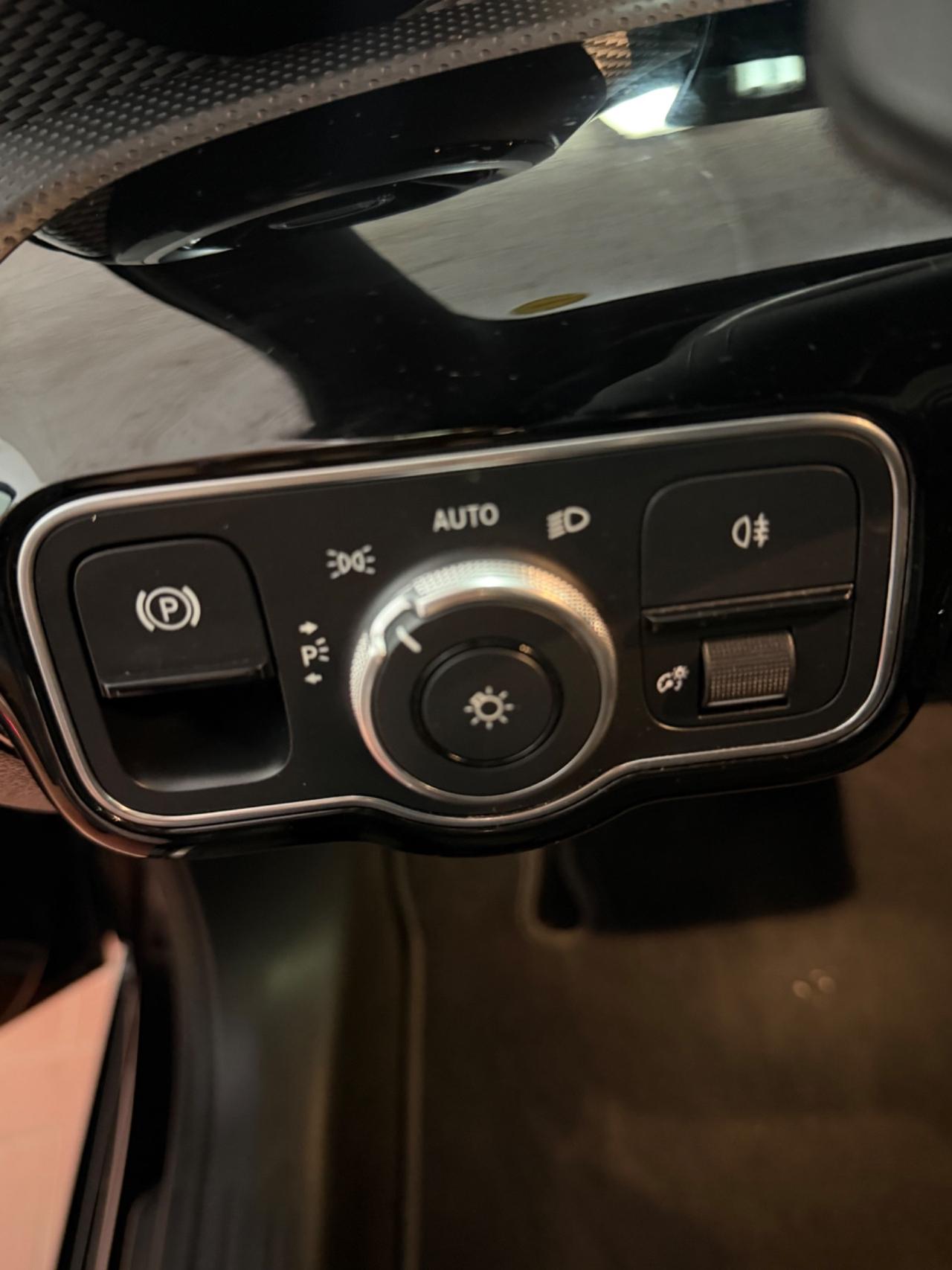 Mercedes-benz A 180 d Automatic Premium