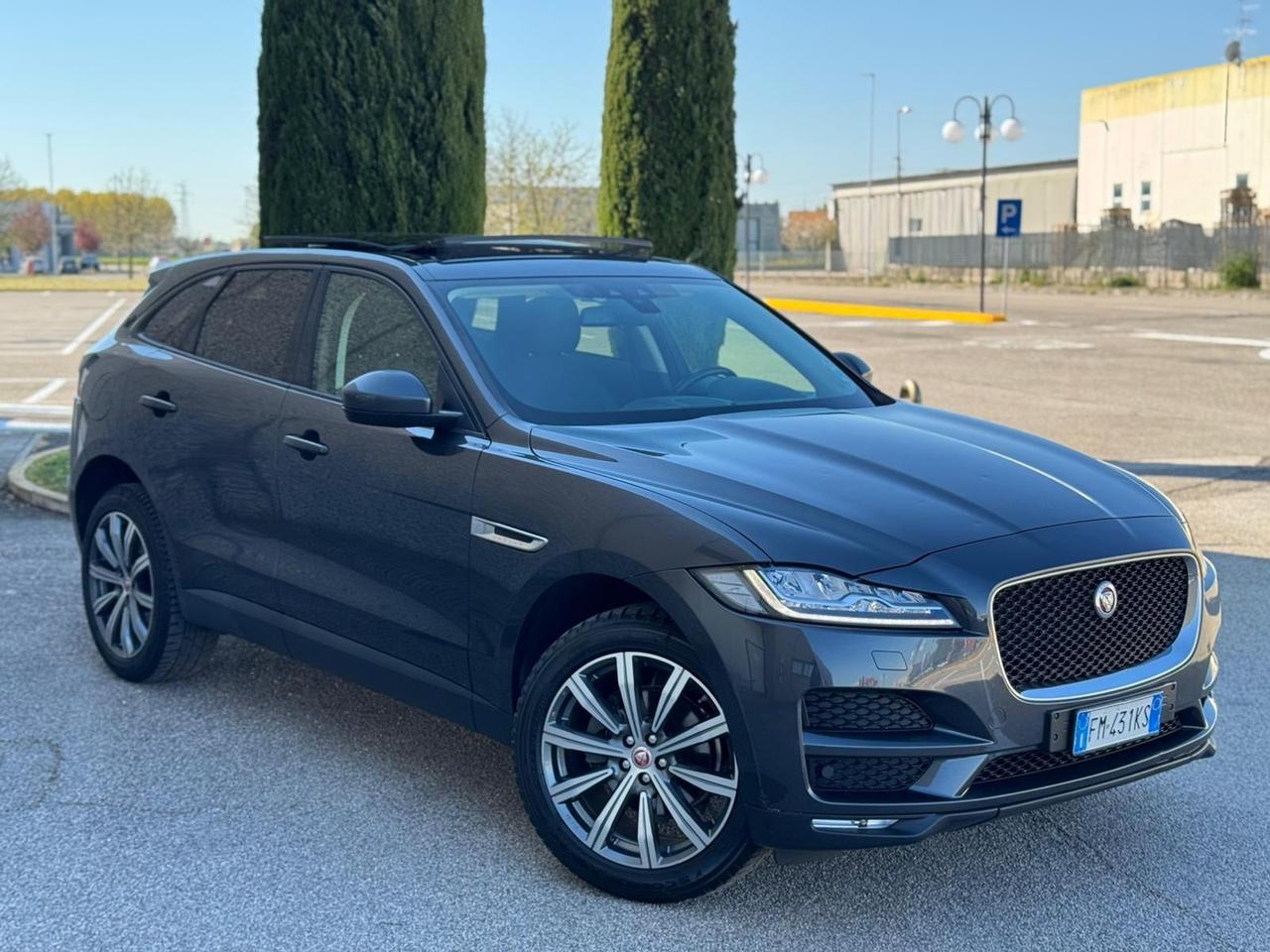 Jaguar F-Pace 2.0 D 180 CV AWD Motore da Controllare