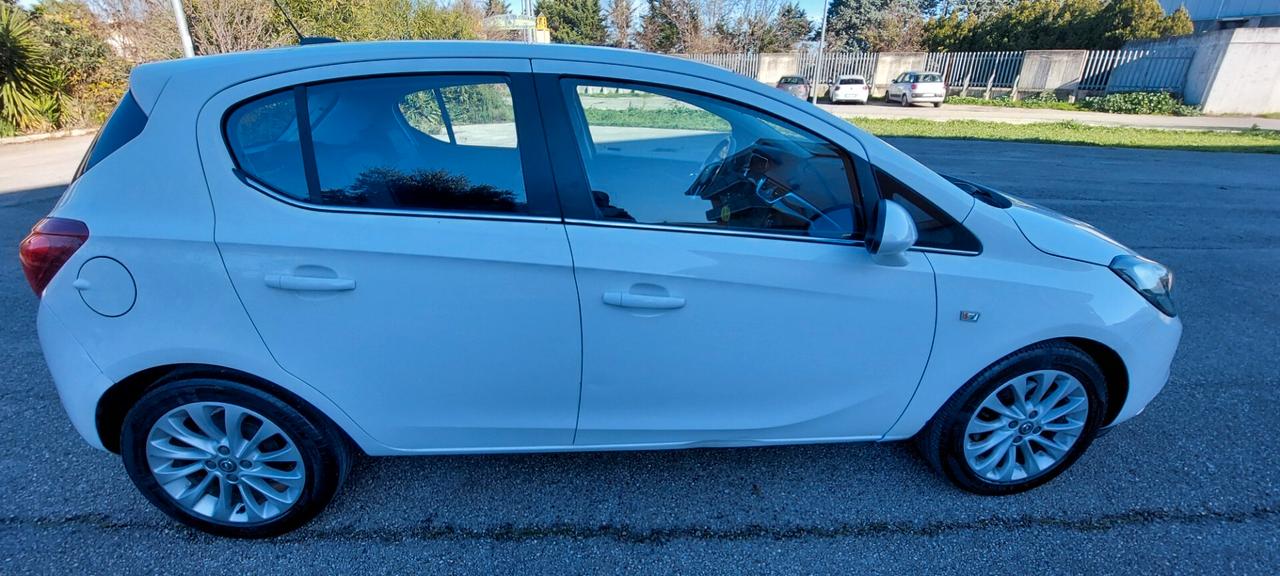CORSA 1,3 MTJ DIESEL 75 CV MOD. INNOVATION LEGA TELEFONO SENSORI X NEOPATENTATI IMPECCABILE