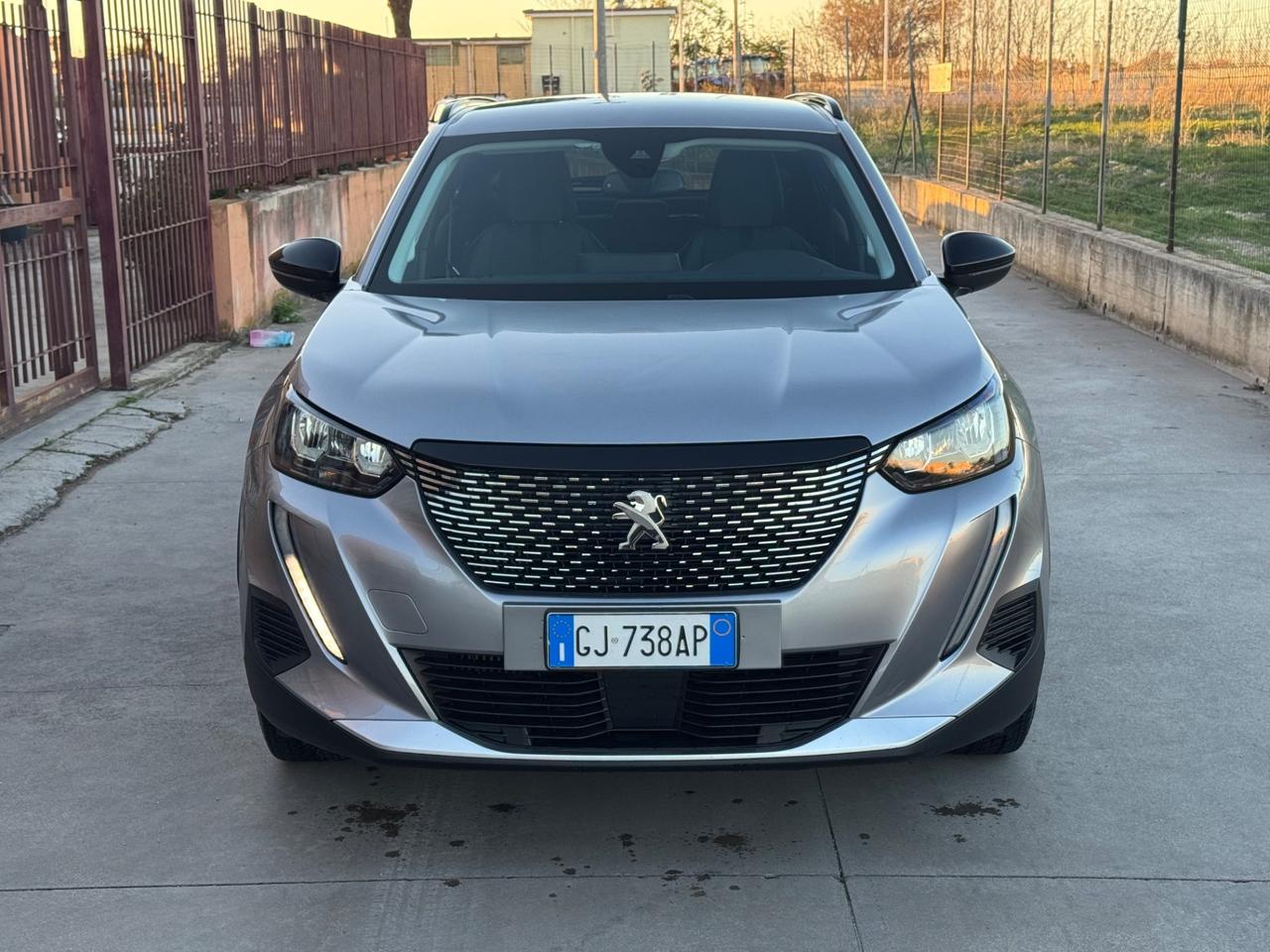 Peugeot 2008 BlueHDi 130 S&S EAT8 Allure