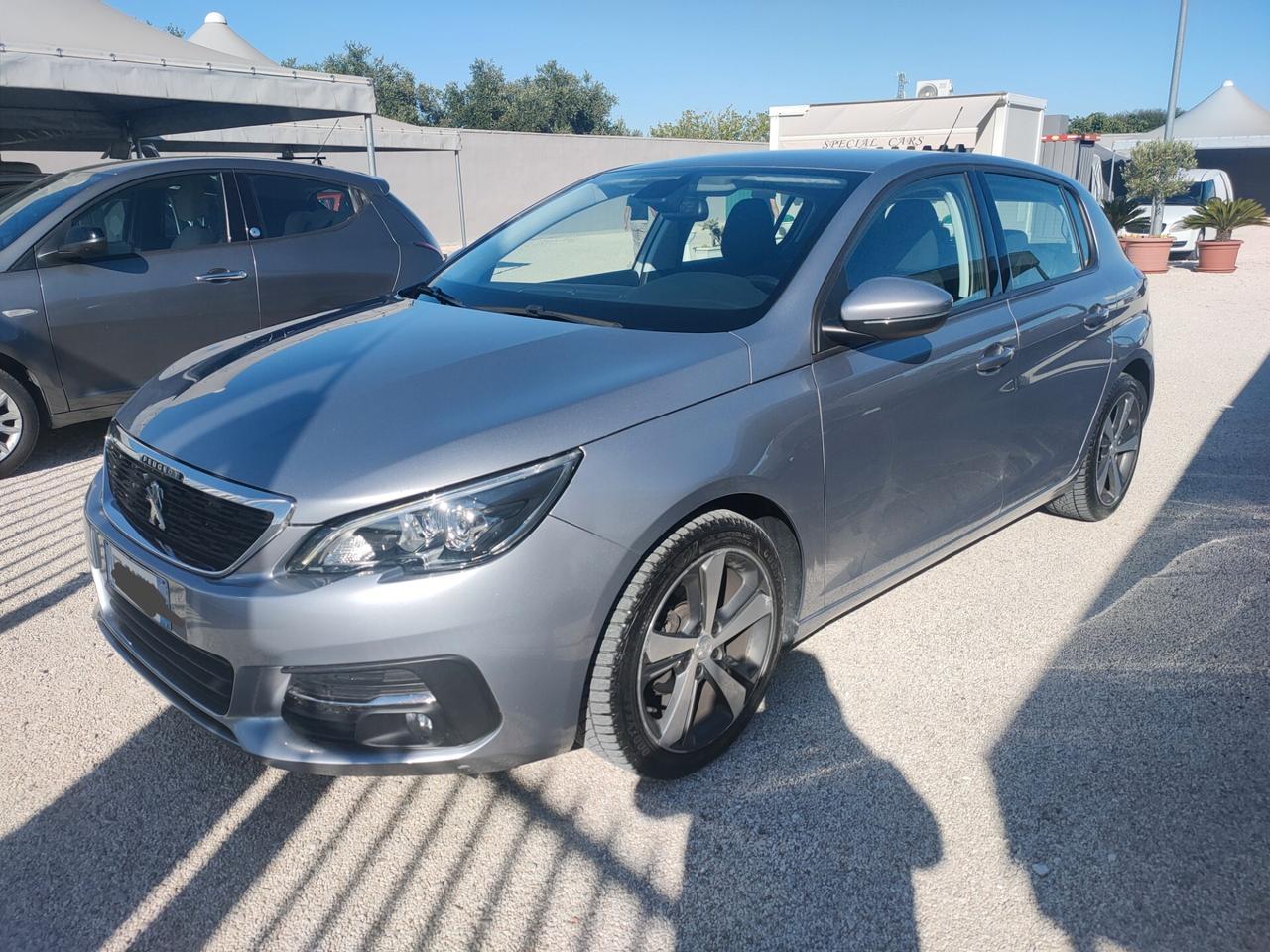 Peugeot 308 BlueHDi 100 S&S Business