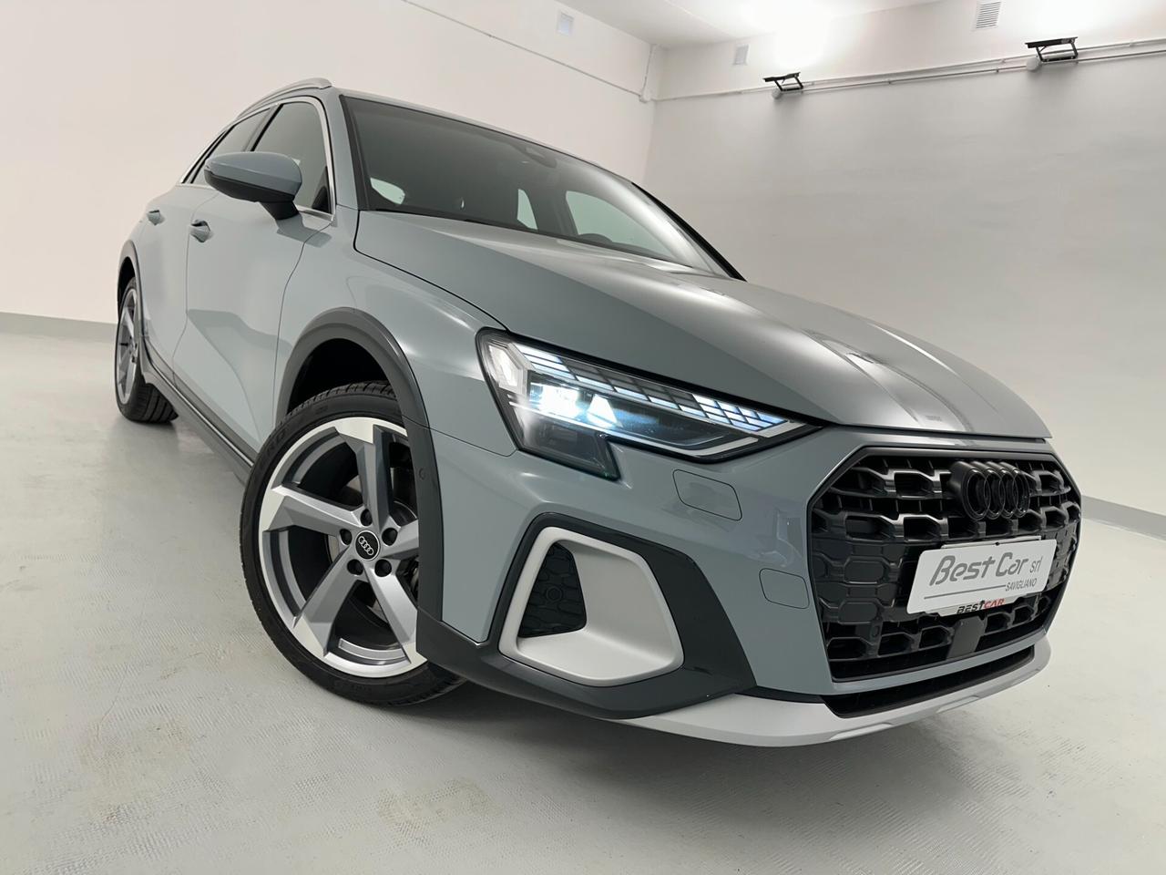 Audi A3 ALL STREET 35 TDI S.tronic /matrix/pelle/19.p/telecamera