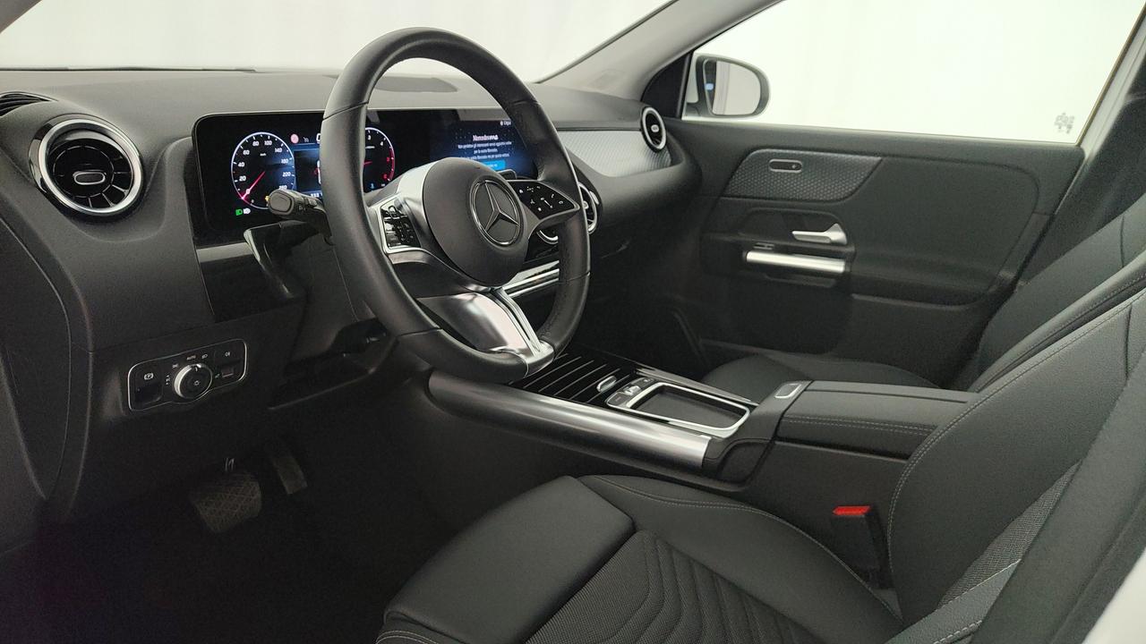 Mercedes-Benz GLA 180 d Progressive Advanced auto