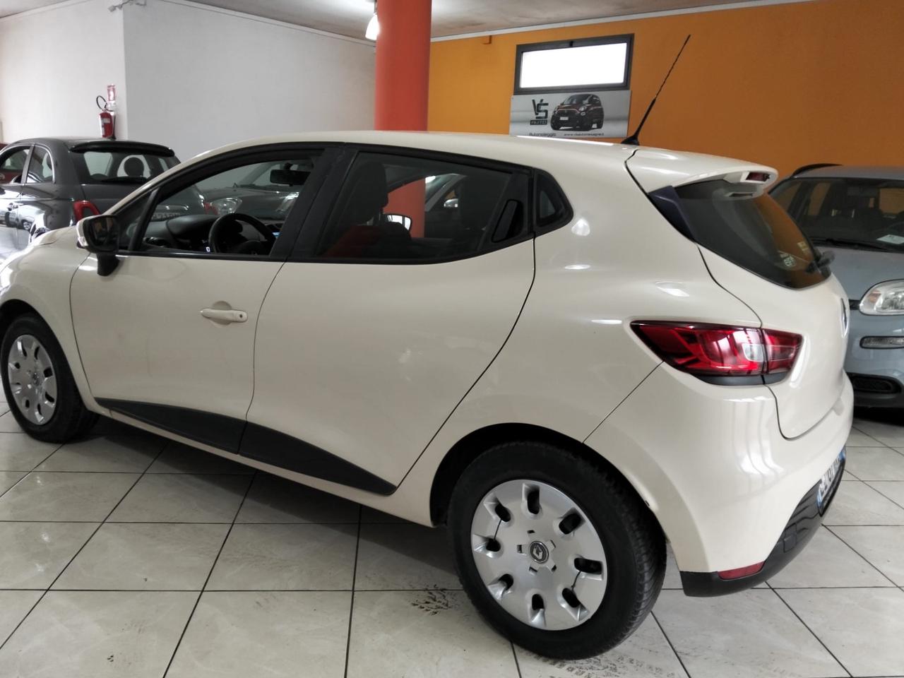 Renault Clio 1.5 dCi 8V 75CV 5 porte Wave - 2015