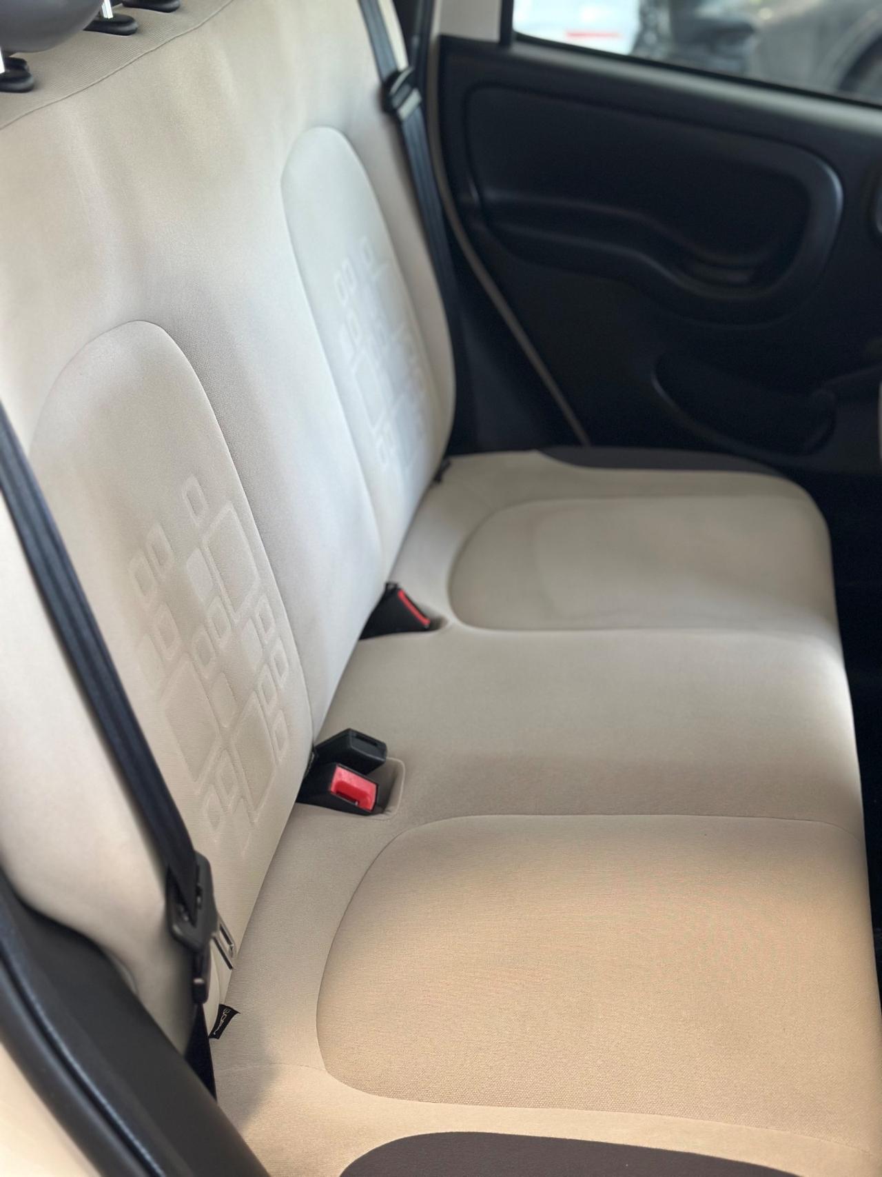Fiat Panda 0.9 TwinAir Turbo Natural Power lounge