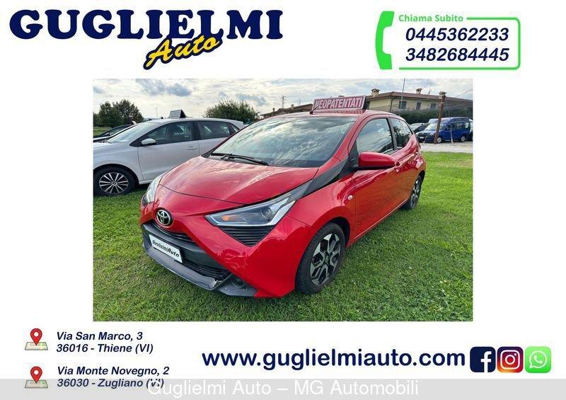 Toyota Aygo Aygo Connect 1.0 VVT-i 72 CV 5 porte x-clusiv red style