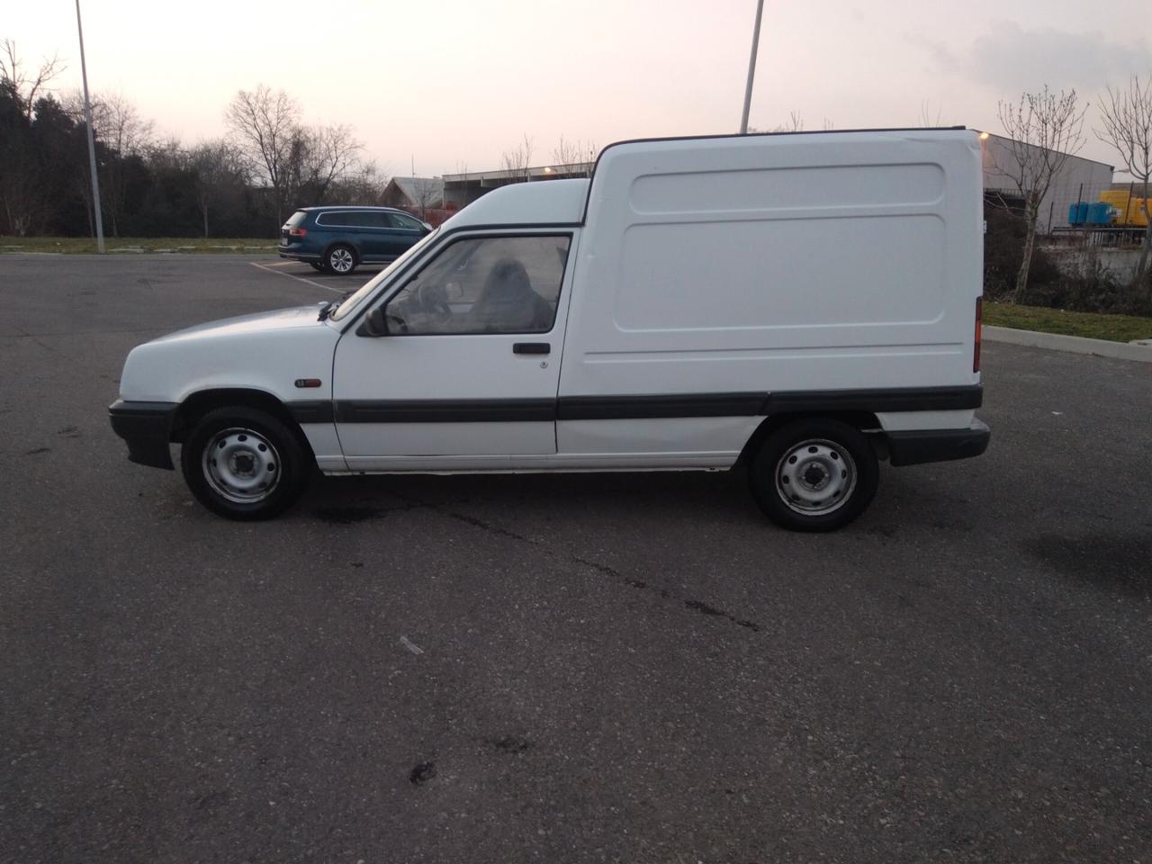 Renault Express 1.4 cat 3p. Furgone