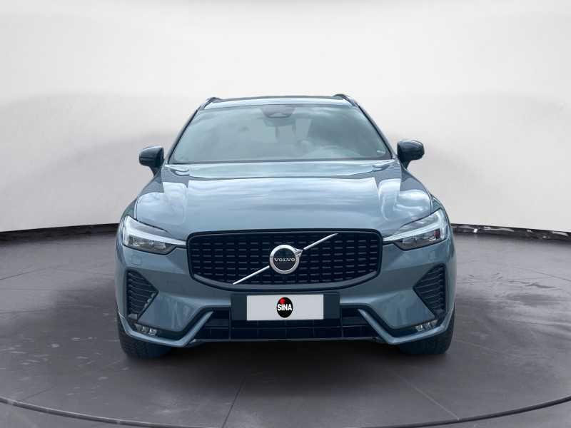 VOLVO XC60 2.0 b4 R-DeSiGn AwD AuTo