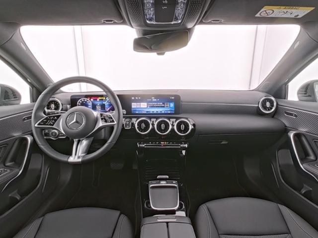 MERCEDES Classe A 180 Automatic Sport MILD HYBRID