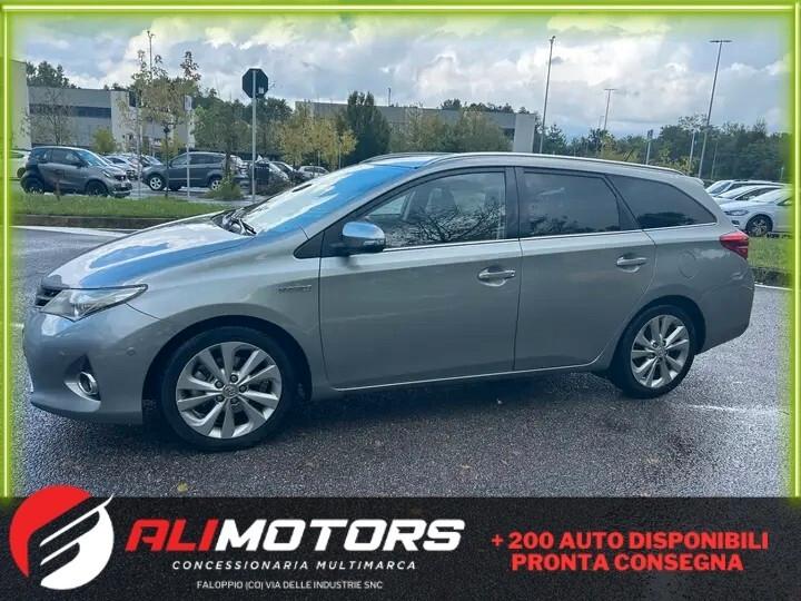 Toyota Auris 1.8 Hybrid Business