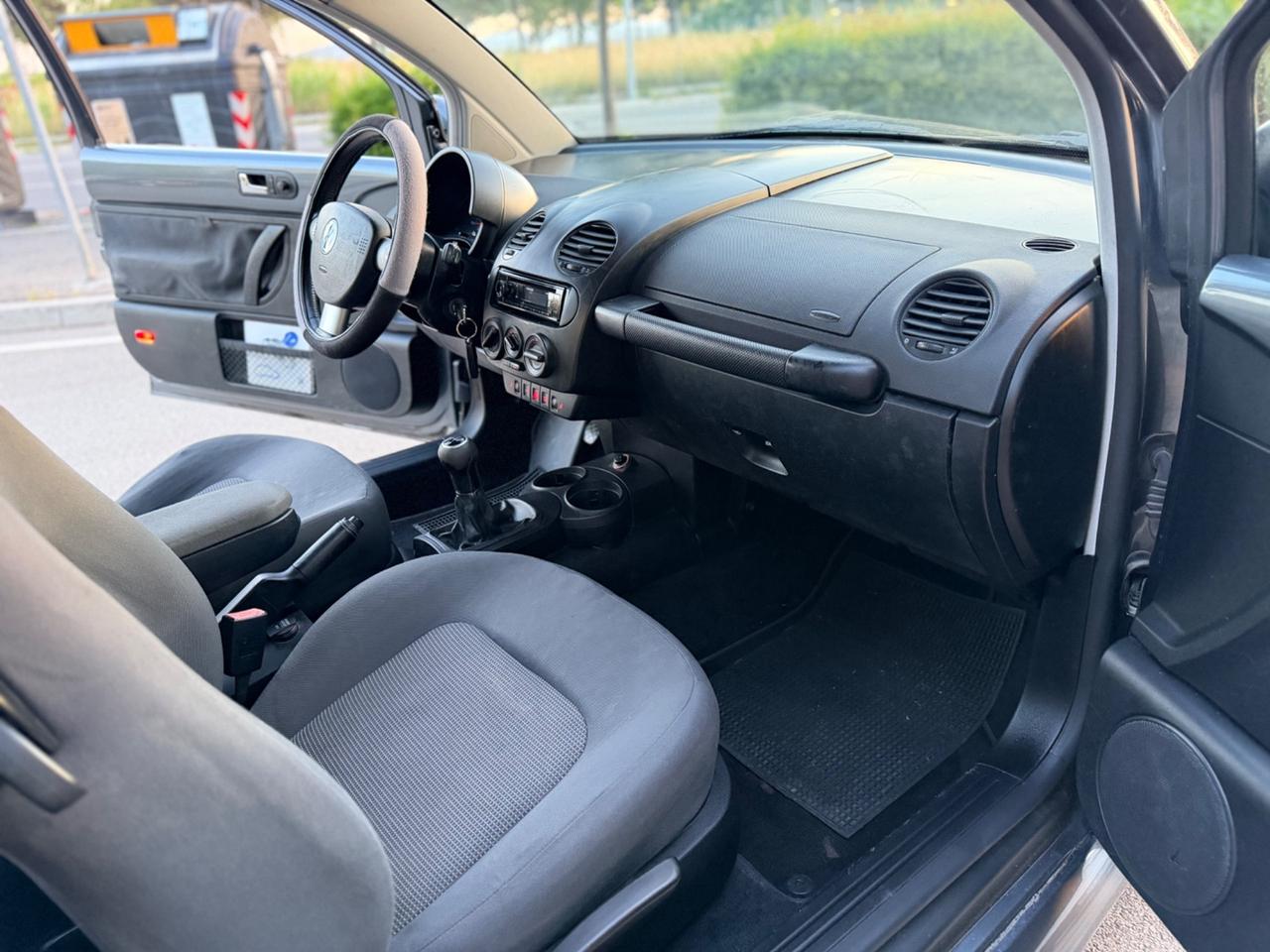 Volkswagen New Beetle 1.9 TDI 101CV