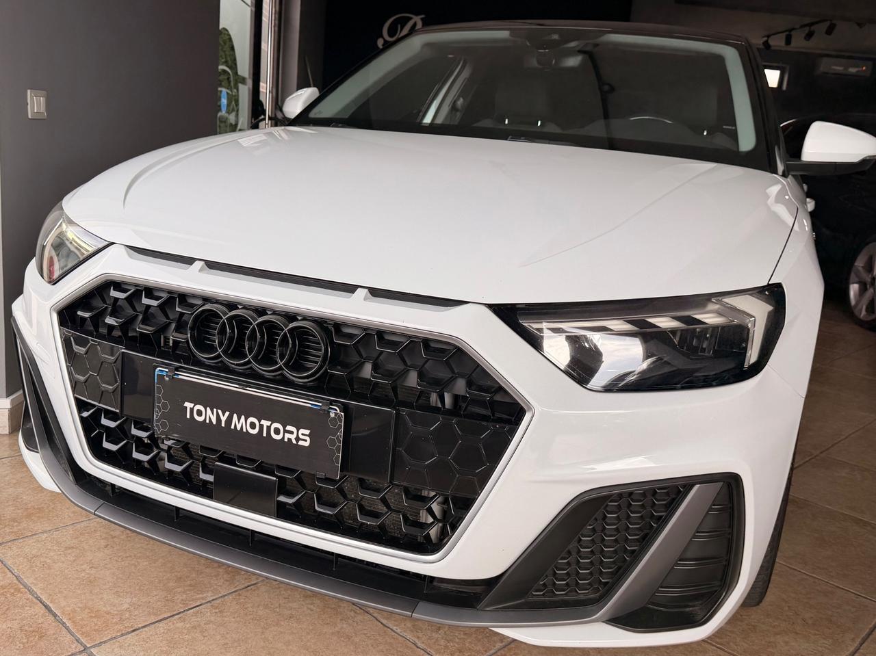 Audi A1 SPB 30 TFSI S tronic line edition