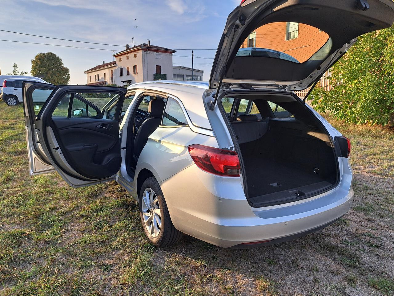 Opel Astra 1.5 CDTI 105 CV S&S Sports Tourer Business Elegance