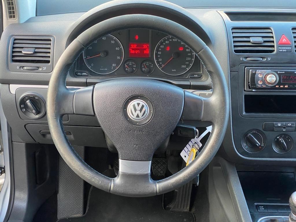 Volkswagen Golf 1.6 16V FSI 5p. Comfortline