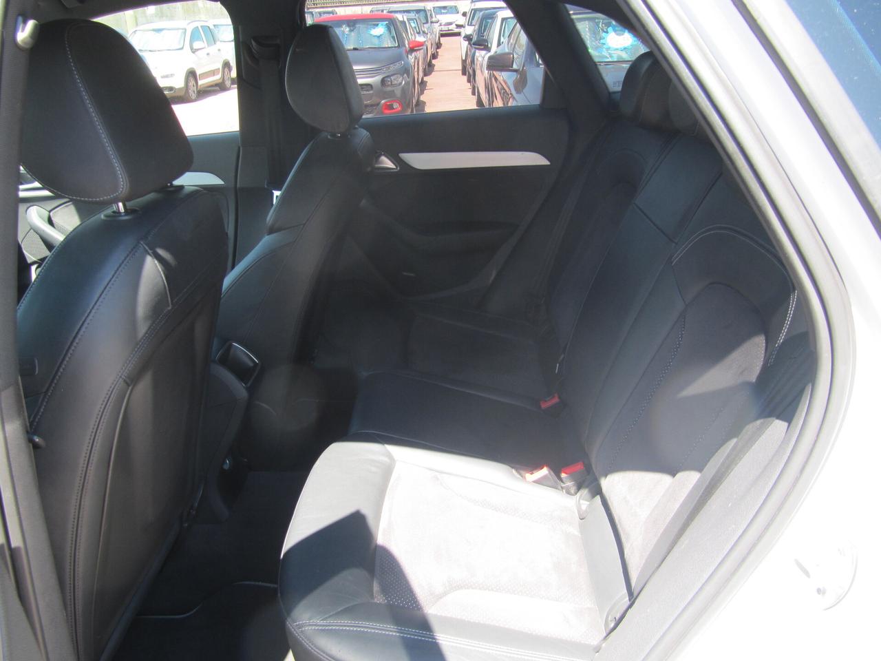 Audi Q3 2.0 TDI quattro S tronic Line Edition - automatico