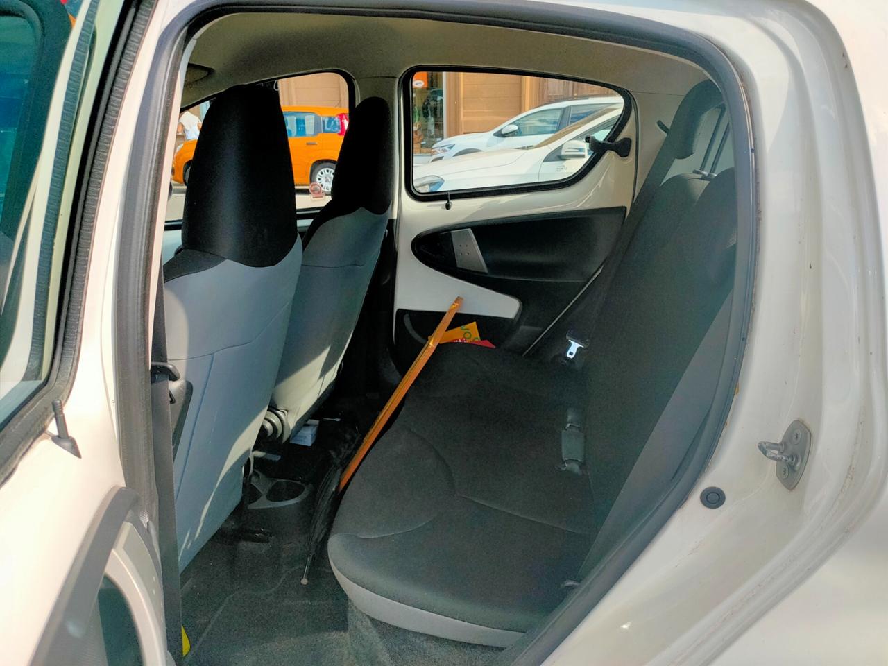 Toyota Aygo 1.0 12V VVT-i 5 porte Active