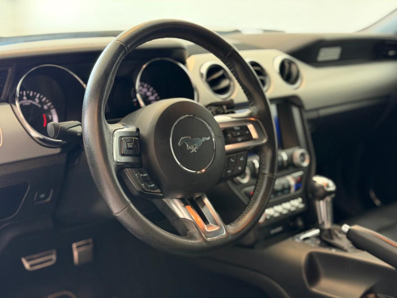 Ford Mustang Premium 2.3 EcoBoost #11589