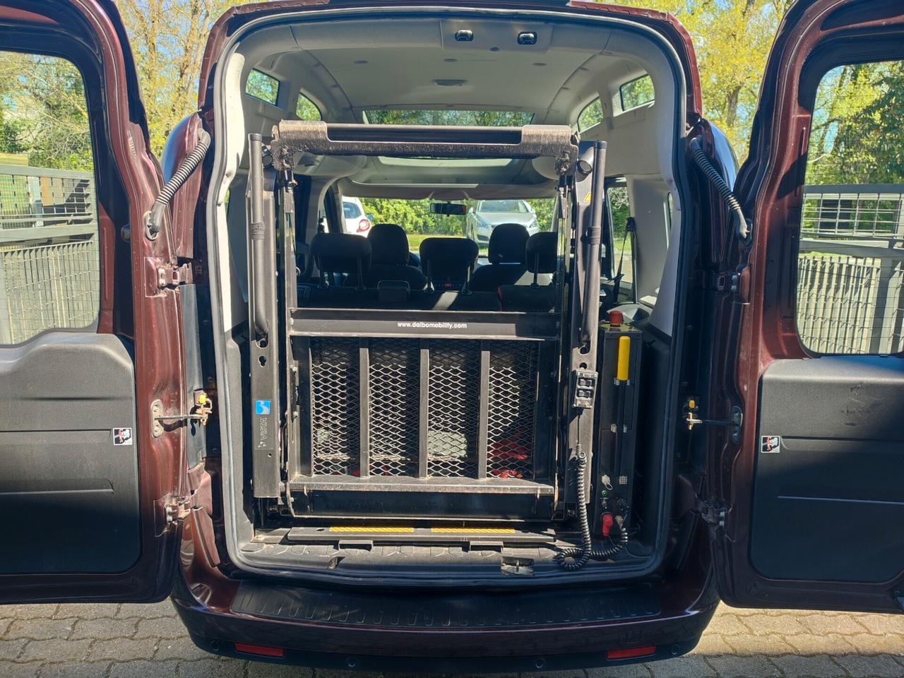 FIAT DOBLO 2012 BENZINA PEDANA DISABILI ELETTRICA TETTO ALTO