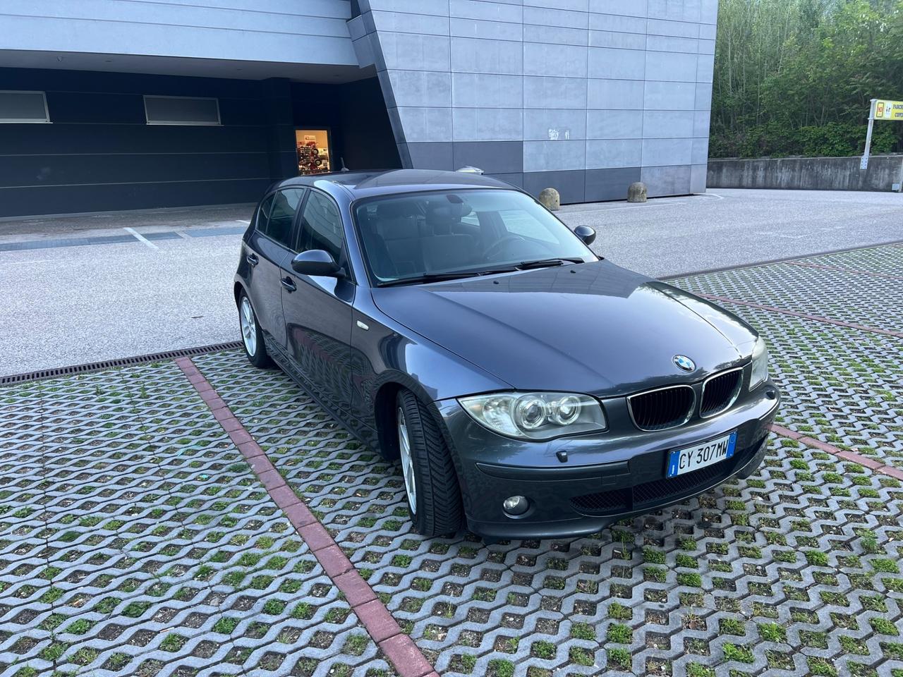 Bmw 118 118d cat 5 porte Attiva
