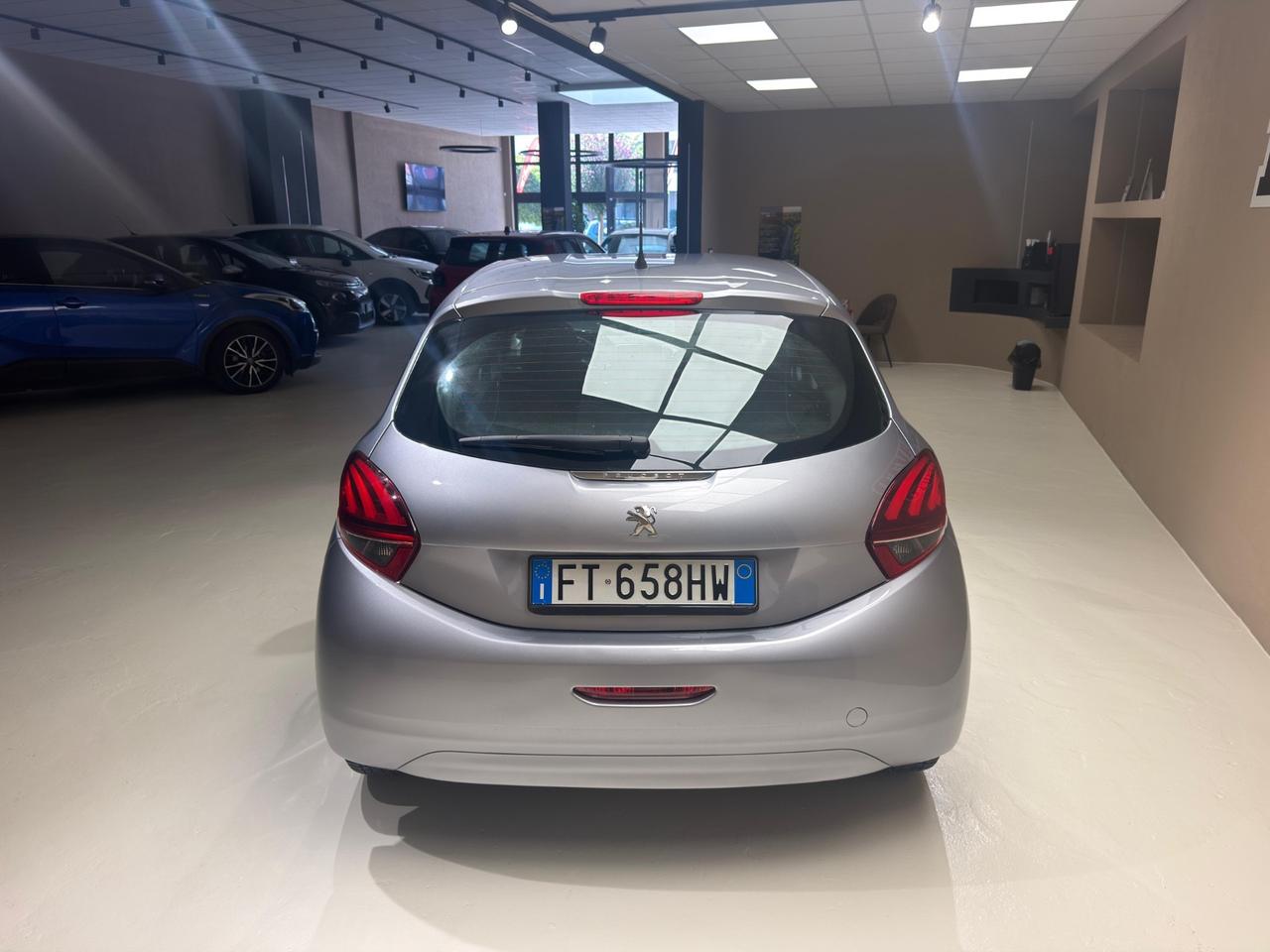 Peugeot 208 PureTech 82 Stop&Start 5 porte Allure