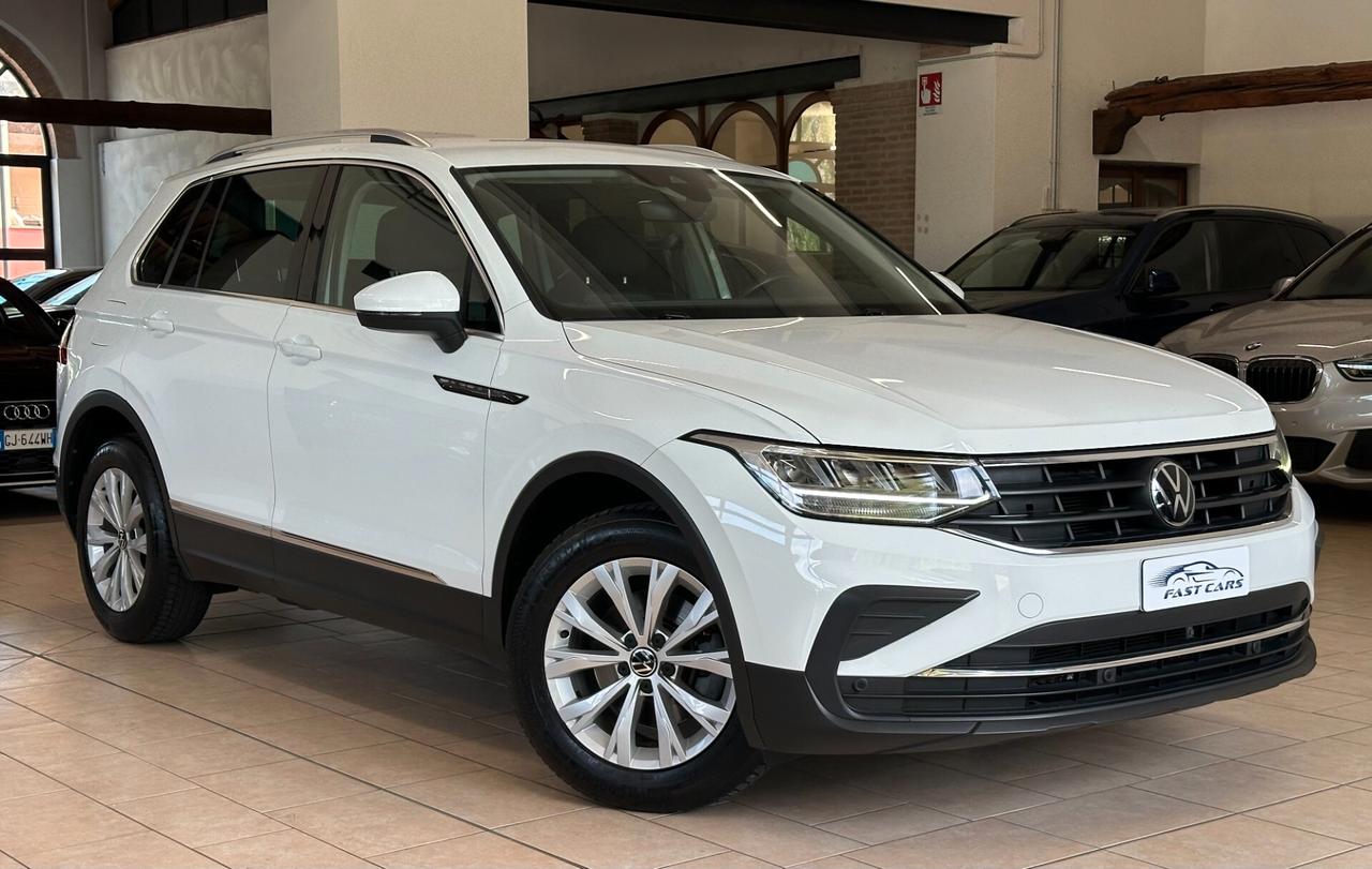 VOLKSWAGEN TIGUAN LIFE 2.0 TDI *NEOPATENTATI*CARPLAY*RADAR*