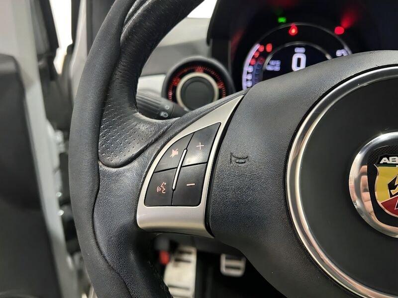 Abarth 500 1.4 T-Jet 135cv