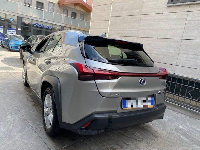 LEXUS UX Full Electric UX Hybrid Business