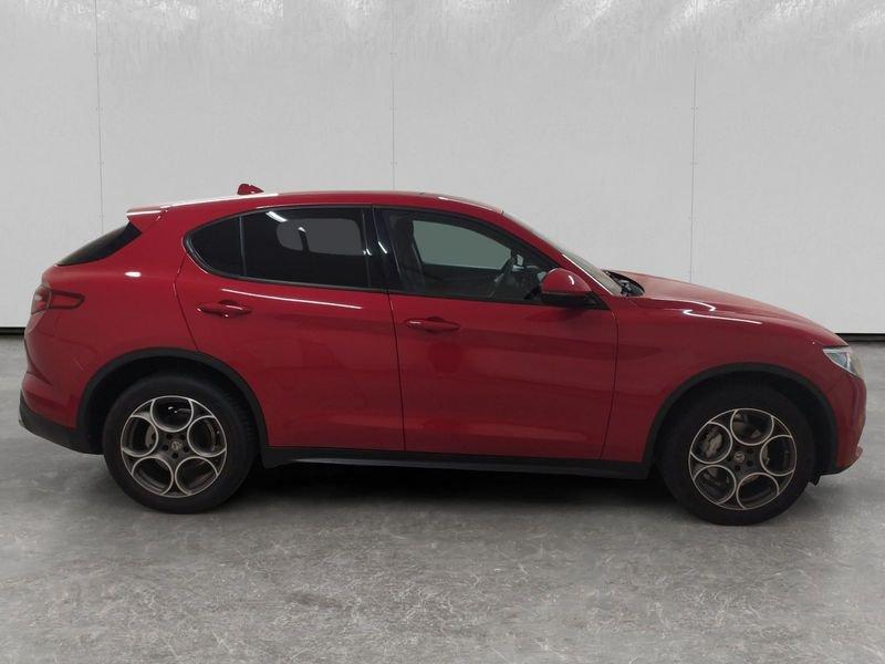 Alfa Romeo Stelvio 2.2 t Executive Q4 190cv auto my19