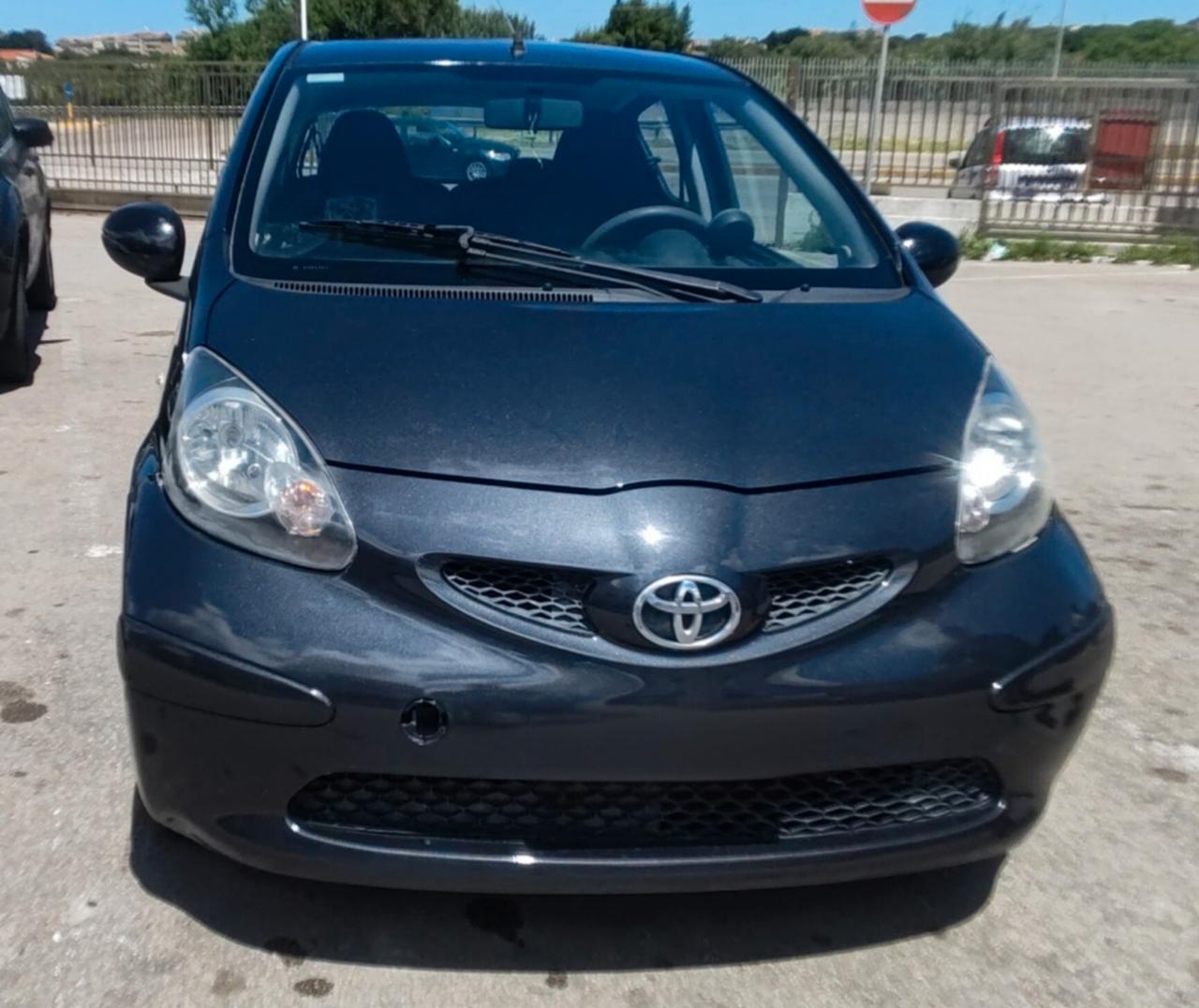 Toyota Aygo 1.0 12V VVT-i 5 porte