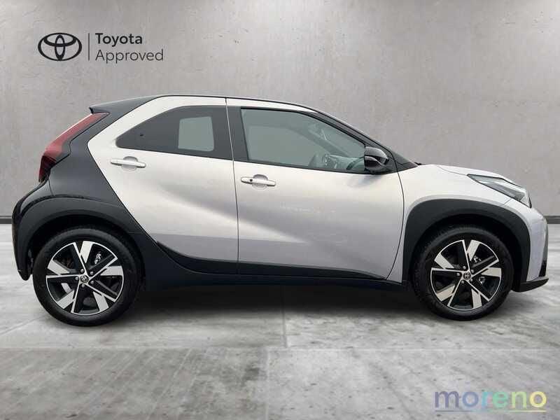 Toyota Aygo X 1.5 hybrid Icon e-cvt