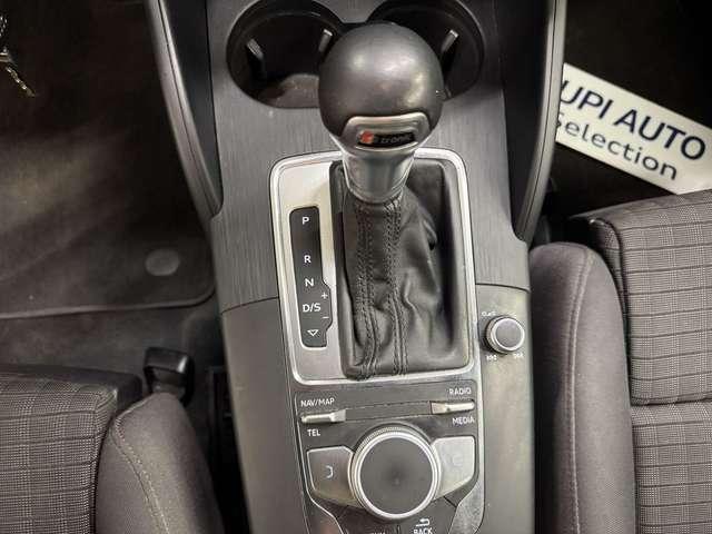 Audi A3 Sportback 35 2.0 tdi Sport 150cv s-tronic 7m