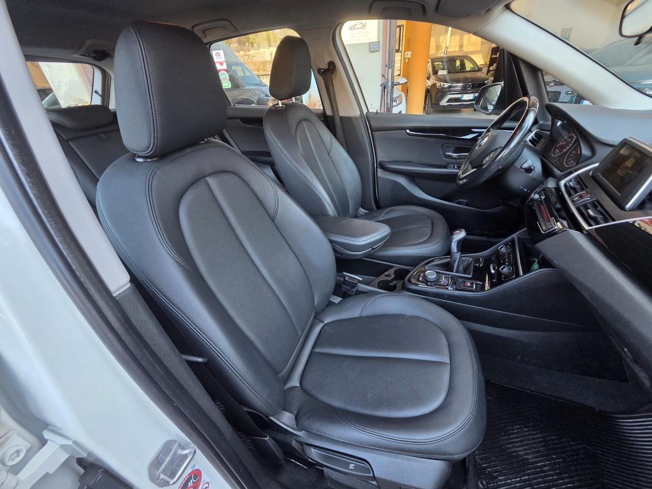 Bmw 2er Active Tourer 214d Luxury