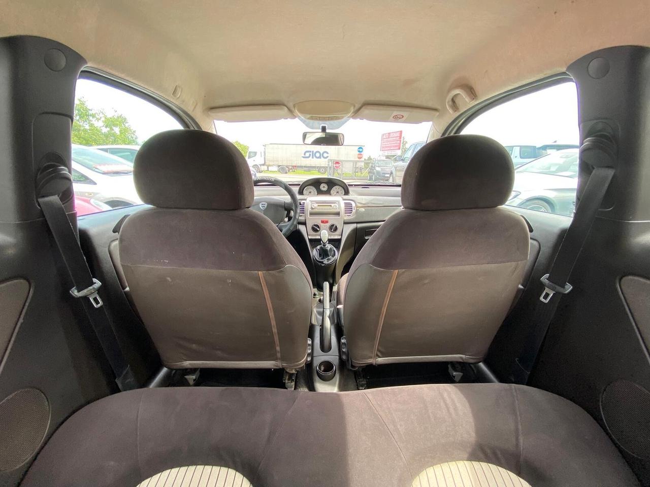 Lancia Ypsilon 1.2 Argento
