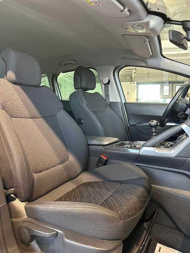 Peugeot 3008 BlueHDi 120 S&S Allure