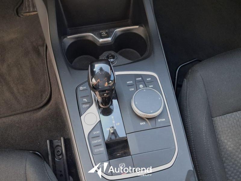BMW Serie 1 116d 116 CV Automatica 5 Porte Business Advantage