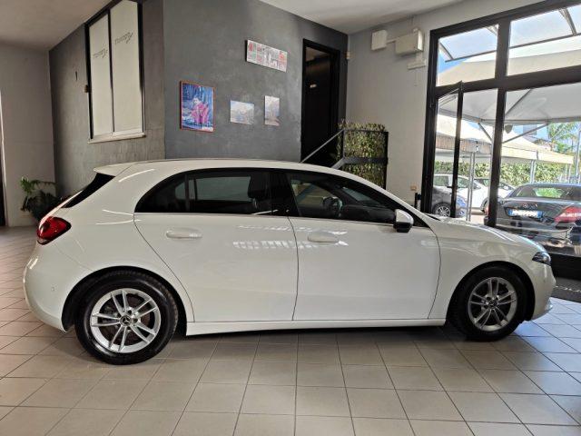 MERCEDES-BENZ A 180 d Automatic Business Extra