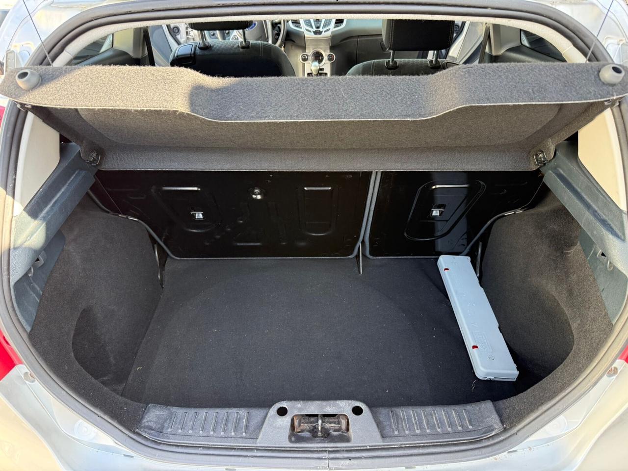 Ford Fiesta Titanium 1.2 benzina Unipro NEOPATENTATI